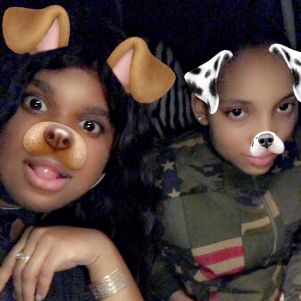 Meet your Posher, Rayna